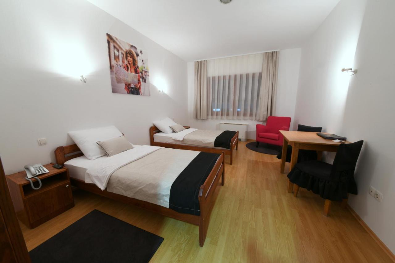Apartments & Rooms Krizevci Exterior photo